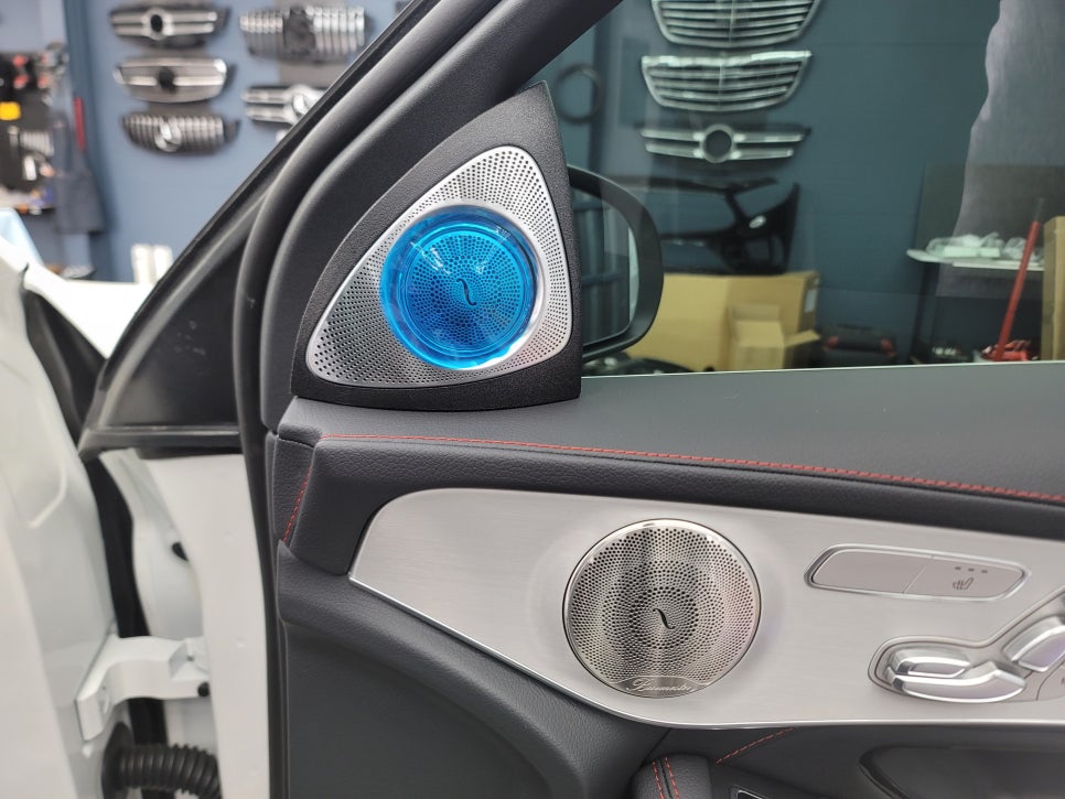 광주 벤츠레트로핏 카오카오 > 벤츠GLC43amg -3D부메스터 & 벤츠 순정 엠비언트