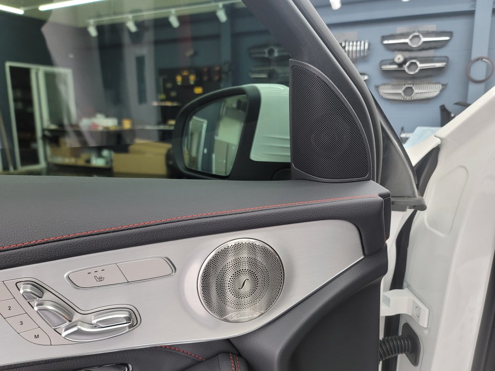 광주 벤츠레트로핏 카오카오 > 벤츠GLC43amg -3D부메스터 & 벤츠 순정 엠비언트