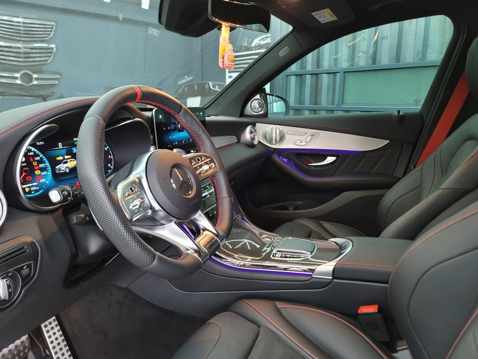 광주 벤츠레트로핏 카오카오 > 벤츠GLC43amg -3D부메스터 & 벤츠 순정 엠비언트