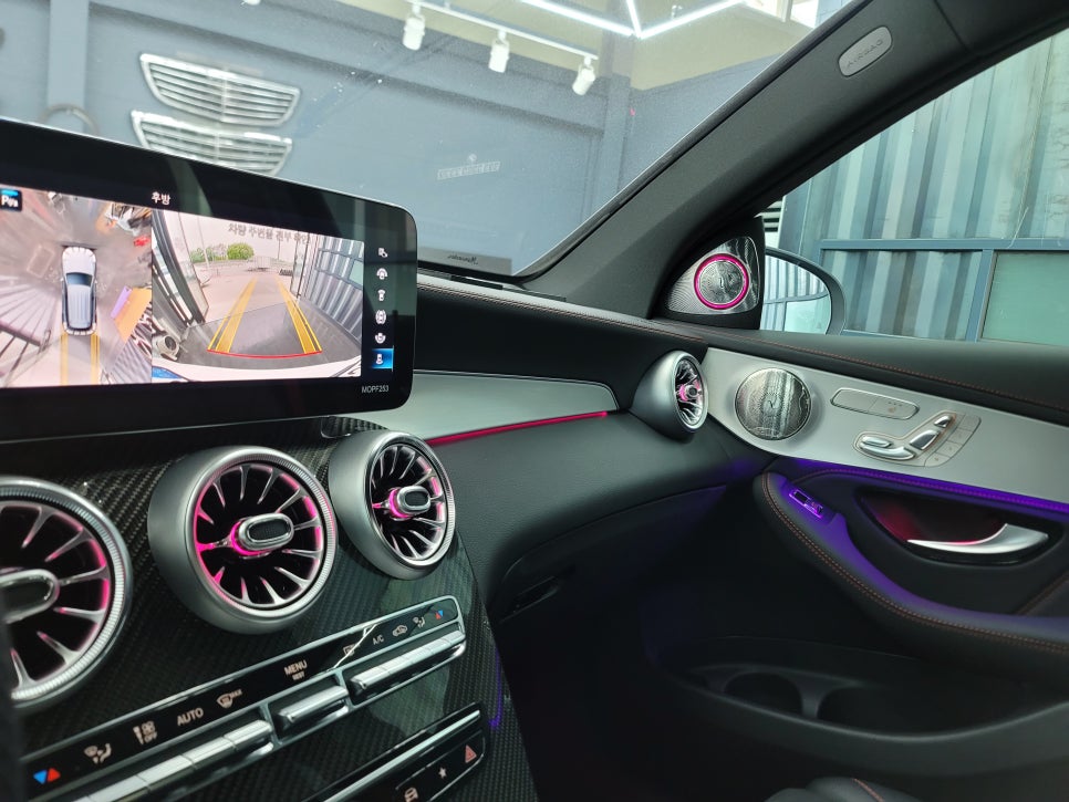 광주 벤츠레트로핏 카오카오 > 벤츠GLC43amg -3D부메스터 & 벤츠 순정 엠비언트
