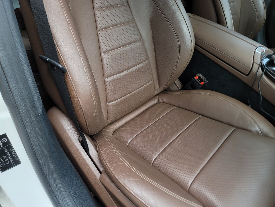 광주 통풍시트 맛집 - 벤츠 E클래스 2대 동시시공 (E220d / E300)