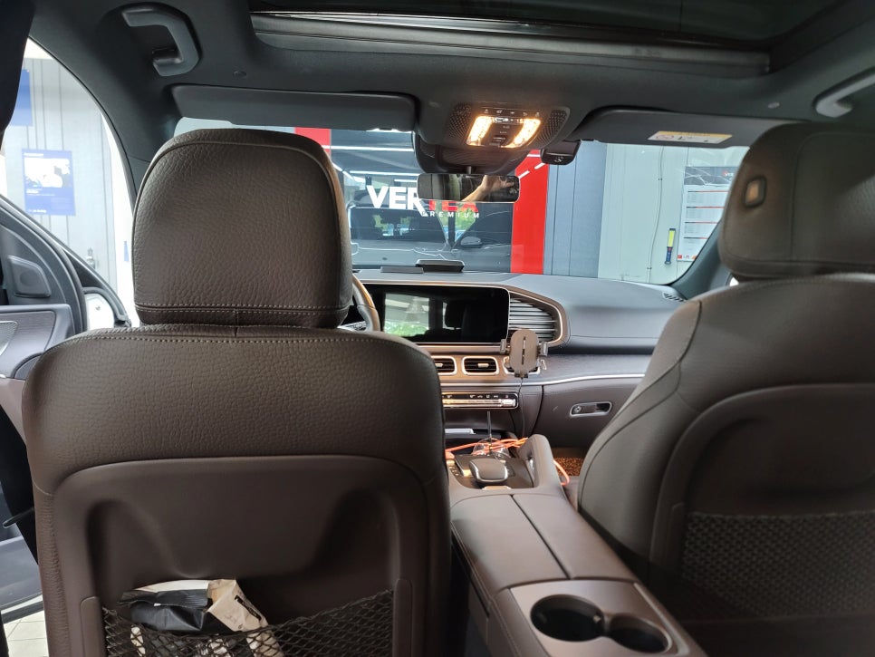 벤츠GLS400d - 전주사업소출장 , 리어모니터 노바Z9