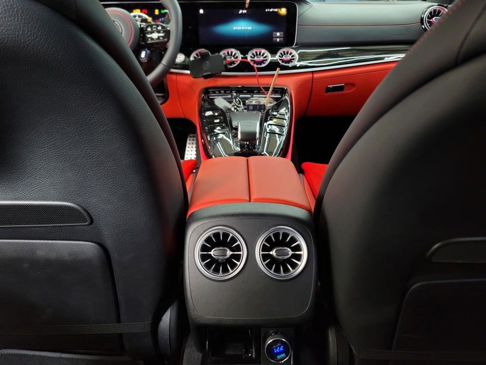 벤츠GT 43amg - 어질리티 셀렉트, 계기판 상단 엠비언트, 리어송풍구엠비언트