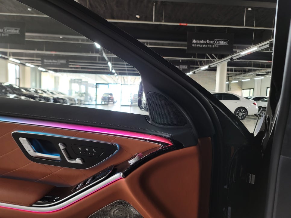 광주 카오카오 > 벤츠w223 s450 - 벤츠 순정 4D 부메스터 + 카비우스 모듈