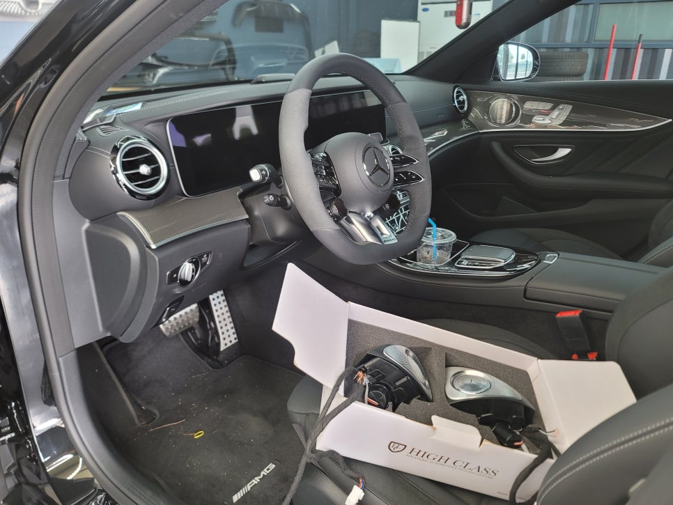 광주 벤츠레트로핏> 벤츠E53amg - 3D 부메스터, R버튼 교체 및 활성화