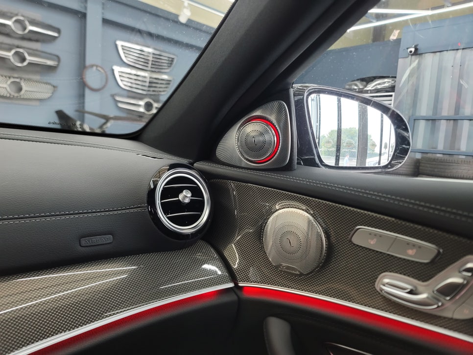 광주 벤츠레트로핏> 벤츠E53amg - 3D 부메스터, R버튼 교체 및 활성화