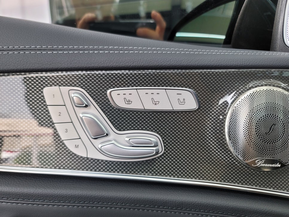 광주 벤츠레트로핏> 벤츠E53amg - 3D 부메스터, R버튼 교체 및 활성화