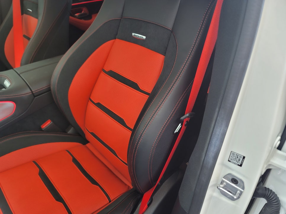 벤츠GLE53amg - 레드 컬러안전벨트 " 시선강탈 !! "