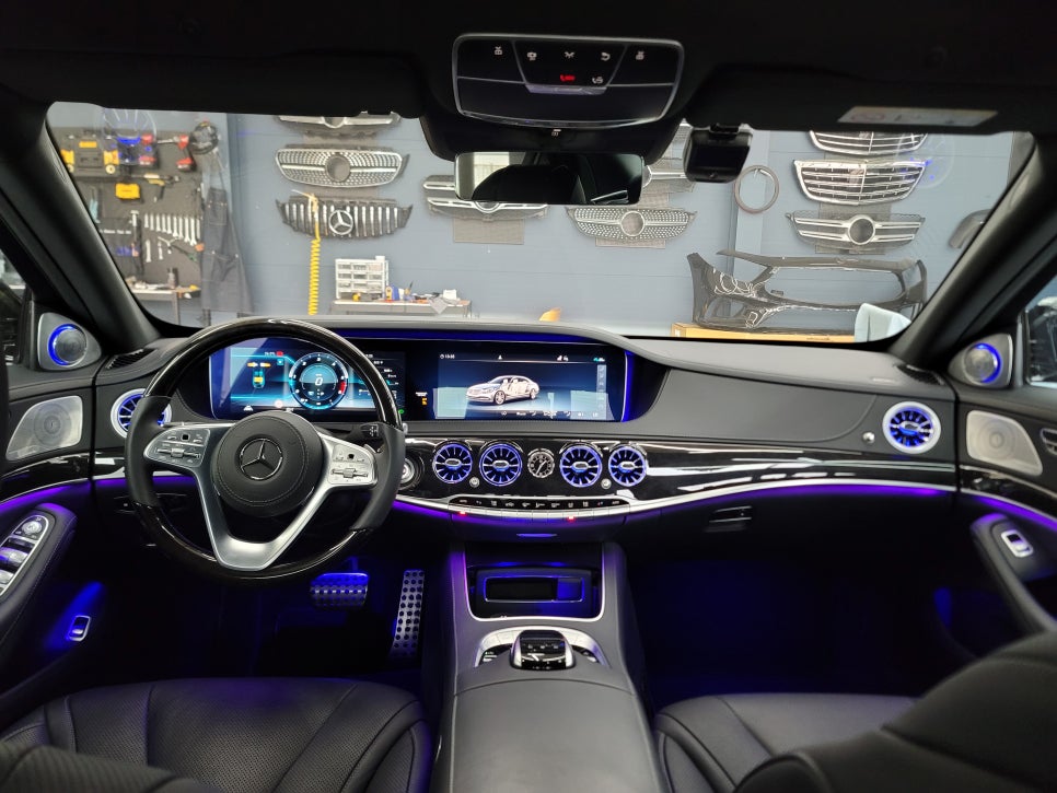 벤츠 후기형 S350d - 송풍구 엠비언트, 3D 부메스터, 미드레인지 커버