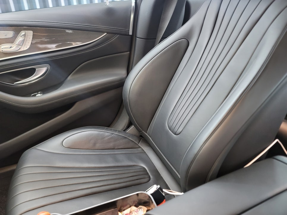 광주 벤츠 통풍시트 전문점 카오카오 > 벤츠 CLS300d - 통풍시트 " 여름엔 필수 !! "