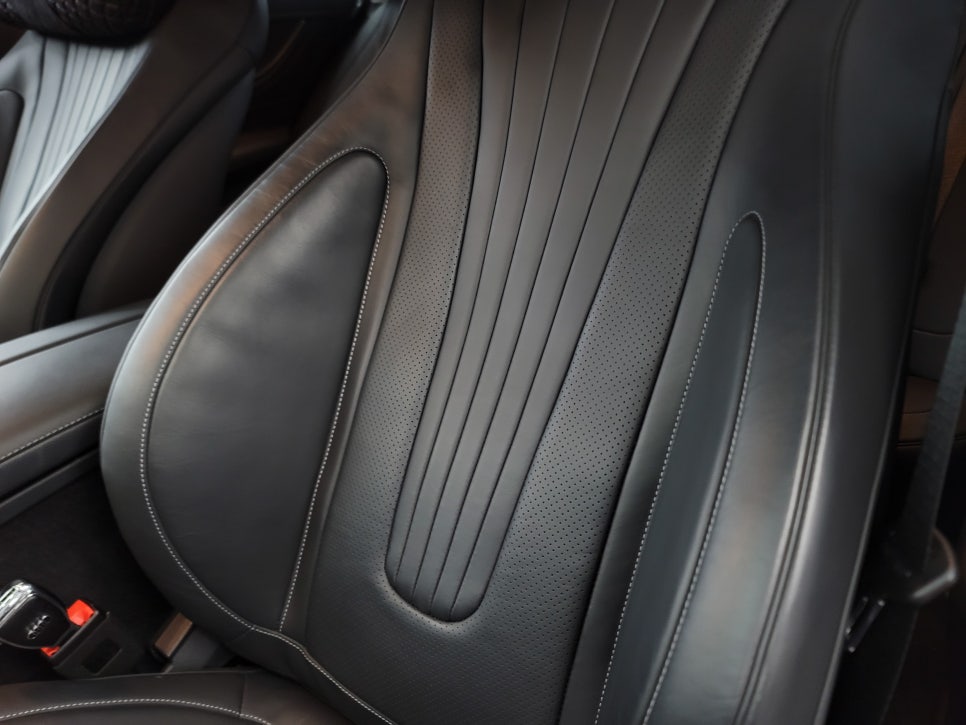 광주 벤츠 통풍시트 전문점 카오카오 > 벤츠 CLS300d - 통풍시트 " 여름엔 필수 !! "