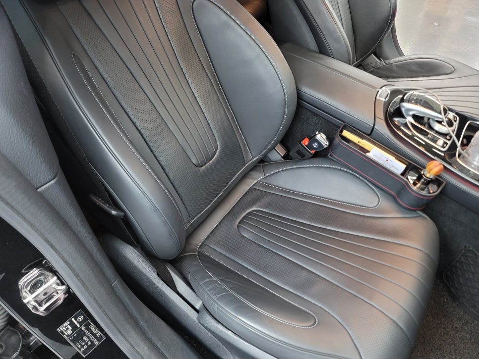 광주 벤츠 통풍시트 전문점 카오카오 > 벤츠 CLS300d - 통풍시트 " 여름엔 필수 !! "