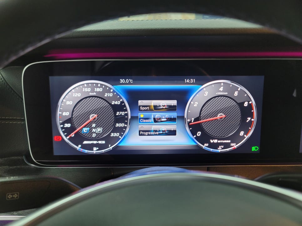 벤츠 레트로핏 카오카오> 벤츠E200d 카브리올레 - 와이드콕핏 & 팬2시공 / AMG 프로그래밍 & 생활코딩