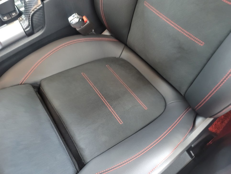 광주 통풍시트 -벤츠GLB35amg 알칸타라 통풍시트