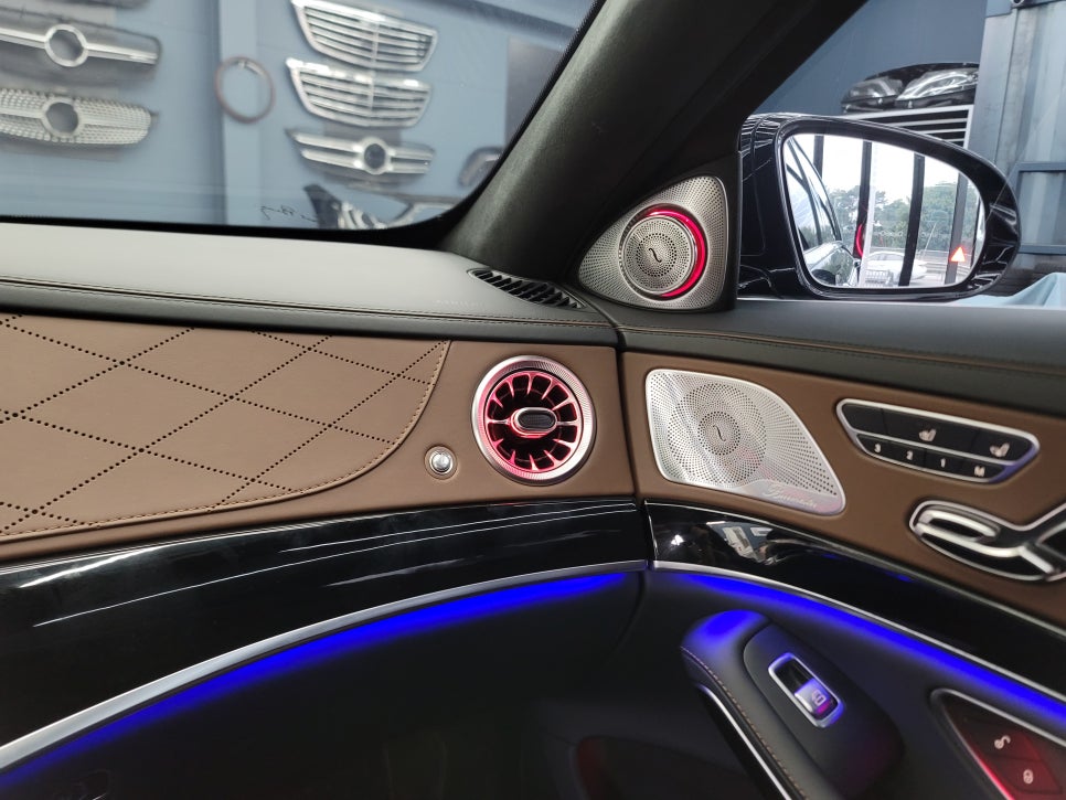 벤츠S63amg - 63색 송풍구 엠비언트, 3D부메스터 " 실내의 꽃을 피우다~ "