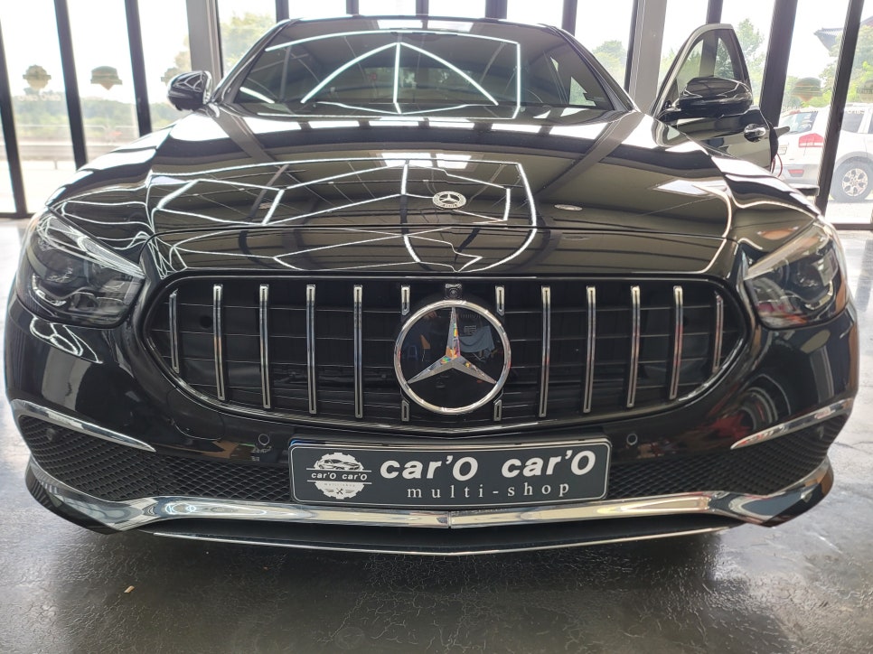 벤츠 E220d - 익스클루시브에서 아방가르드 그릴 교체 ! AMG 프로그래밍 !!