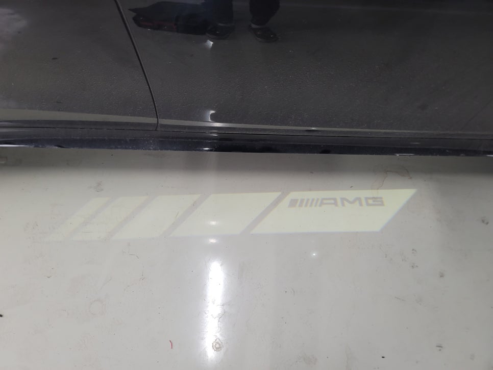 벤츠 GT43amg- 2열 송풍구 엠비언트 & 사이드미러 AMG 웰컴 라이트