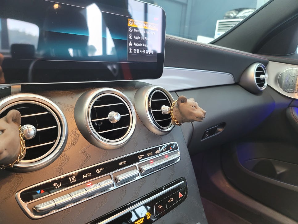 벤츠C43amg - 송풍구 & 데쉬보드 엠비언트 / 멀티컬러 코딩 활성화