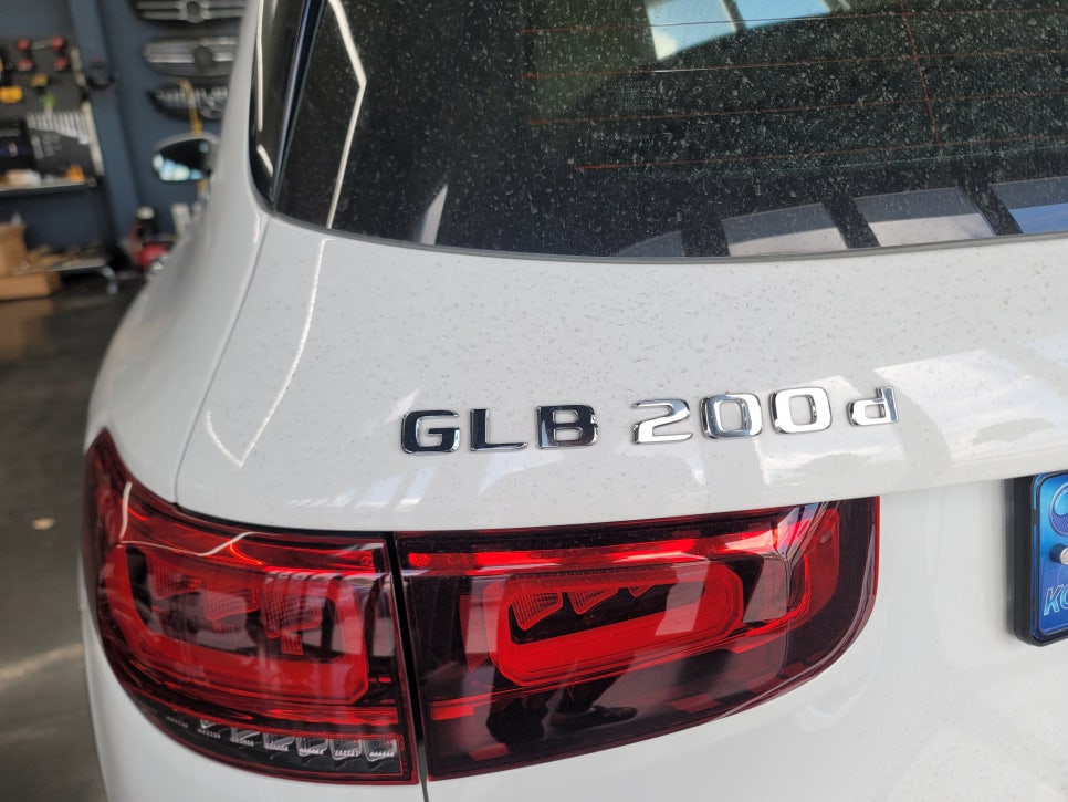 벤츠GLB200d - 통풍시트 . 인조가죽 → 나파가죽 교체