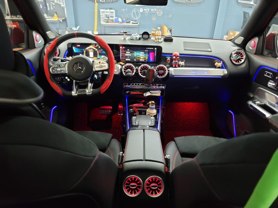 벤츠GLB35amg- 3D부메스터 & 미드레인지 엠비언트, 데쉬보드 크롬amg 엠비언트, 2열 송풍구 엠비언트