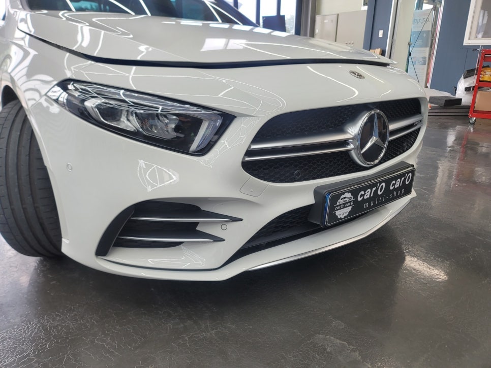 벤츠 A35amg - 세로그릴