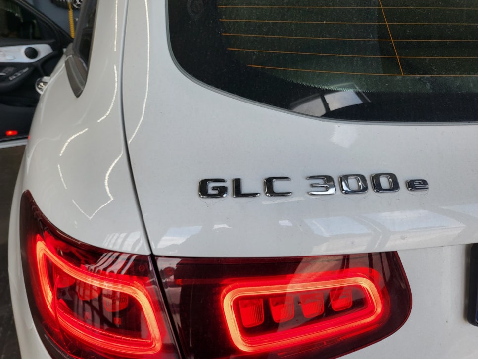 벤츠 GLC300 - 통풍시트 " 사계절 모두 유용하게~~~ "