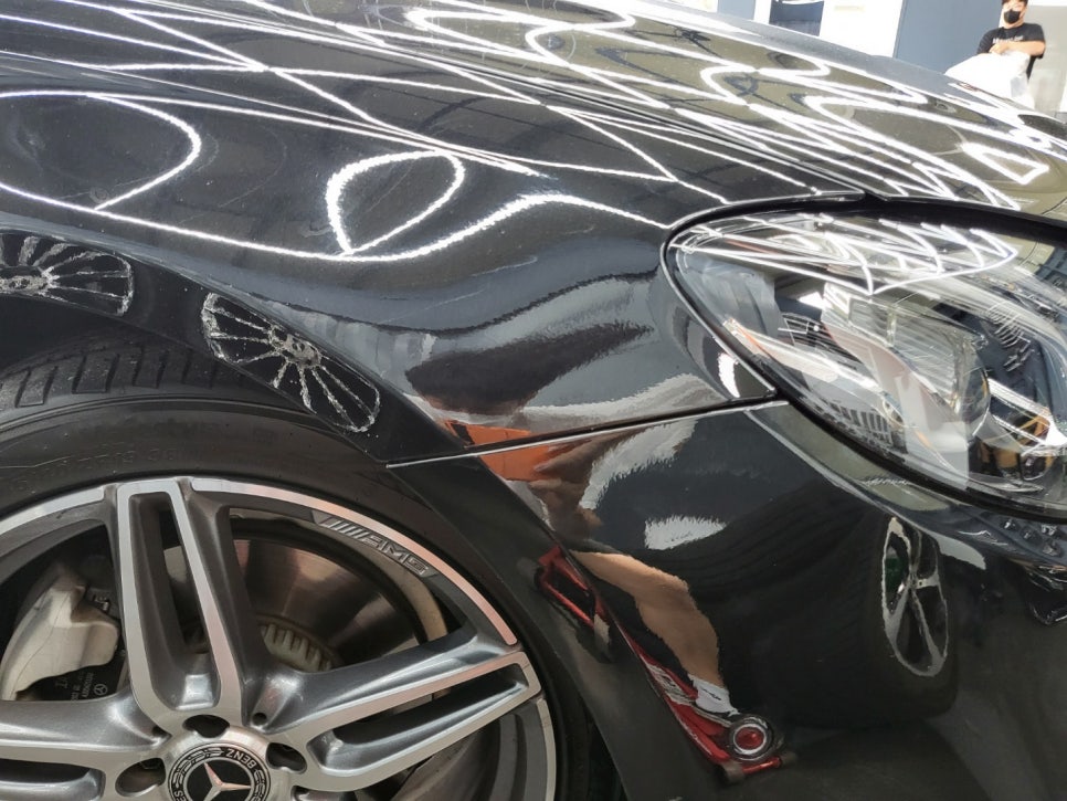 벤츠E300 - 사고로 인한 ' E43amg 범퍼 교체 '