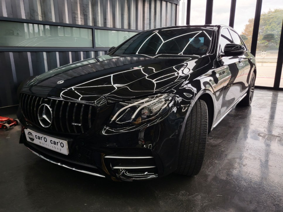 벤츠E300 - 사고로 인한 ' E43amg 범퍼 교체 '