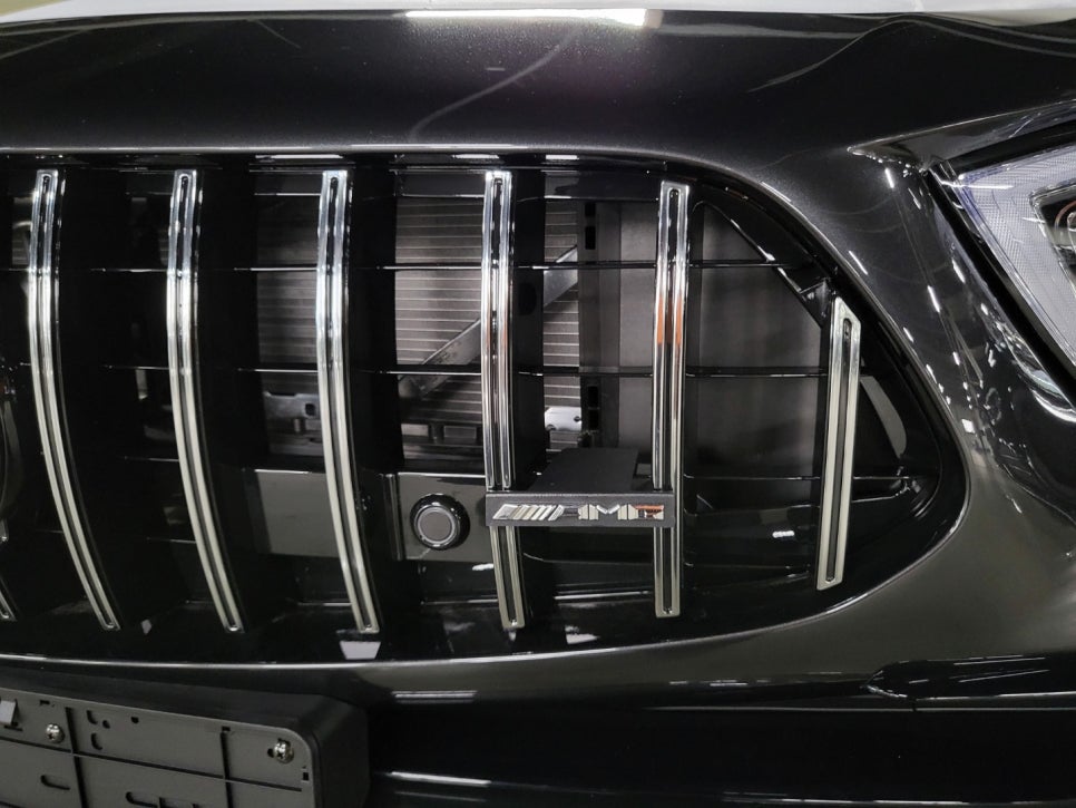 벤츠 페이스리프트 CLS450 - 스타그릴에서 세로그릴로 교체 !!!