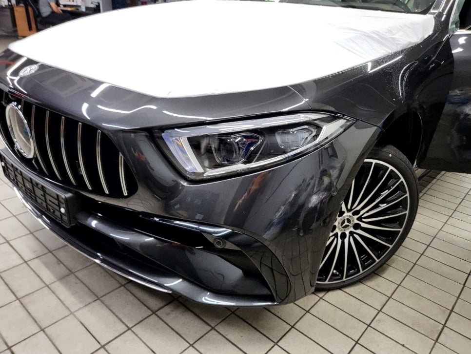 벤츠 페이스리프트 CLS450 - 스타그릴에서 세로그릴로 교체 !!!