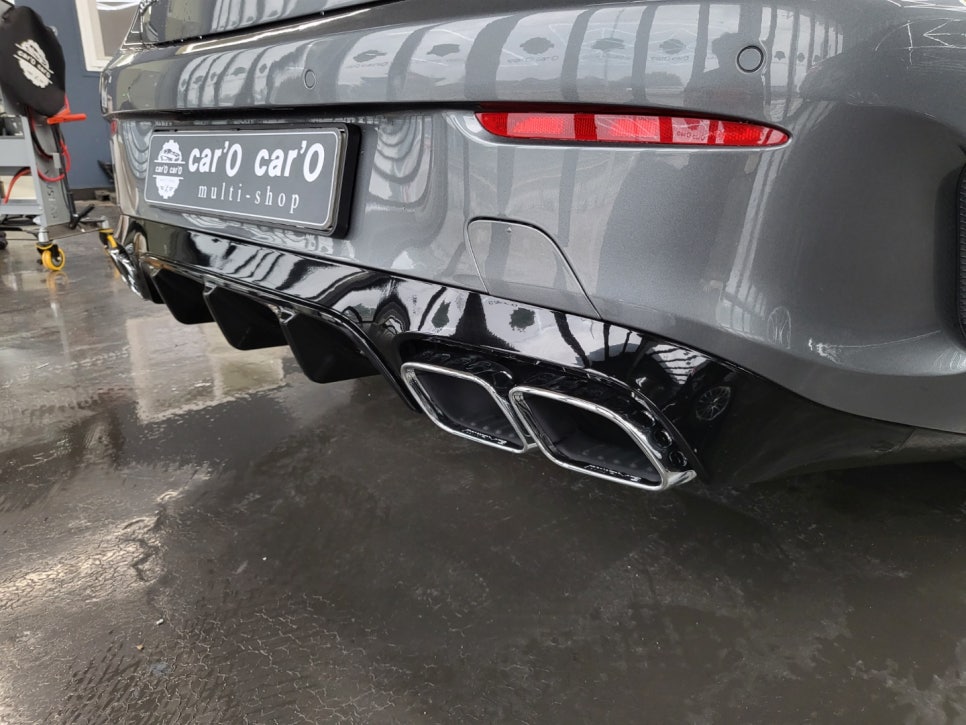 벤츠 E220d 쿠페 - E63amg 디퓨저 & 머플러 팁