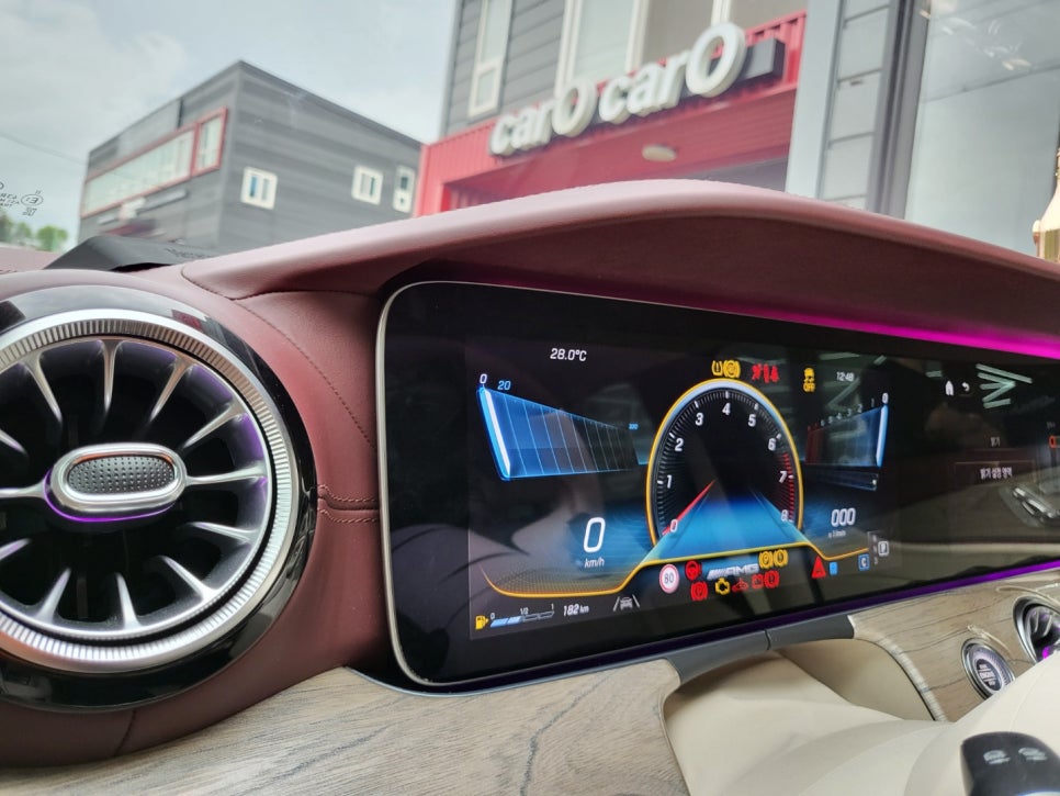 벤츠 CLS450 페이스리프트 - 계기판 상단 엠비언트 " 벤츠 순정 1:1 교체 "