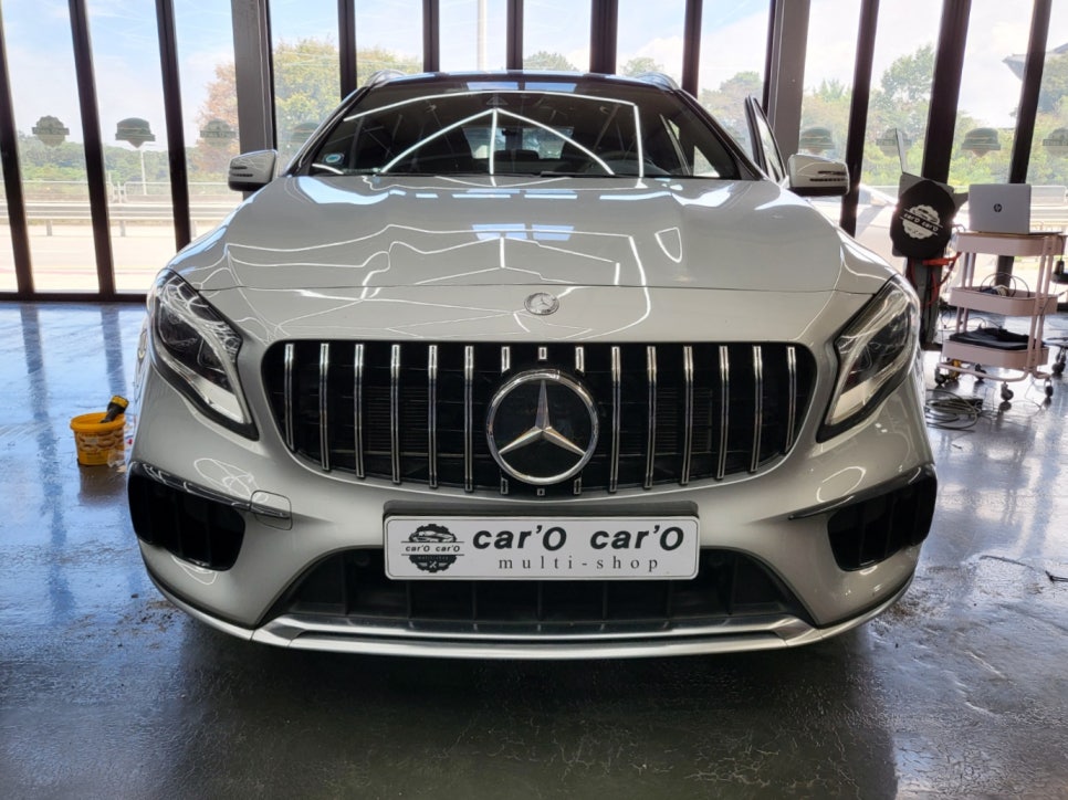 벤츠 CLA45amg - 세로그릴, 신형amg 잠자리 핸들, m2c-200a & 12인치 모니터