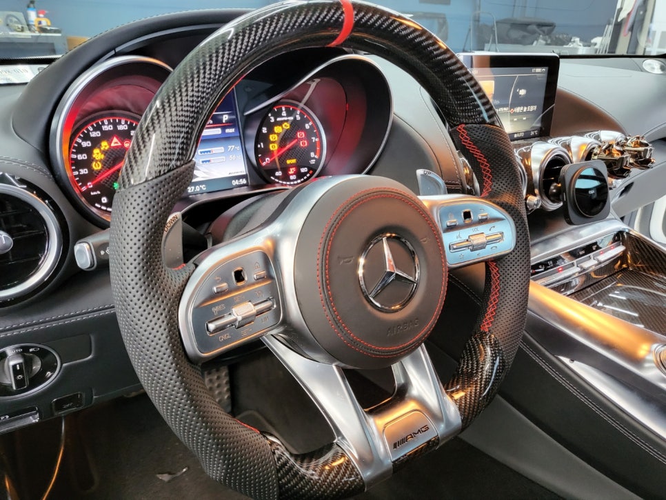 벤츠amg GT4.0 - 커스텀D컷 카본 레드스티치 핸들교체