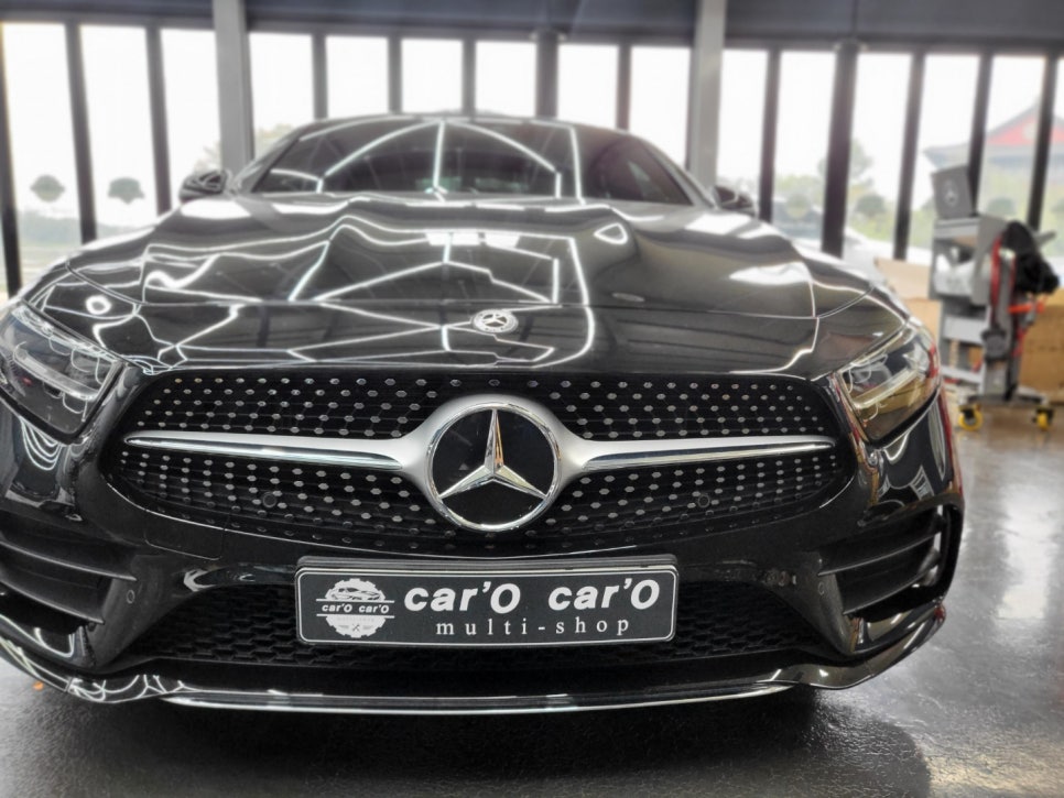 벤츠 cls300d - 순정 어라운드 뷰 " 좁은 골목길도 주차도 쉽게~ "