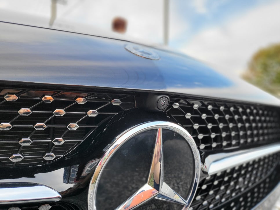 벤츠 cls300d - 순정 어라운드 뷰 " 좁은 골목길도 주차도 쉽게~ "