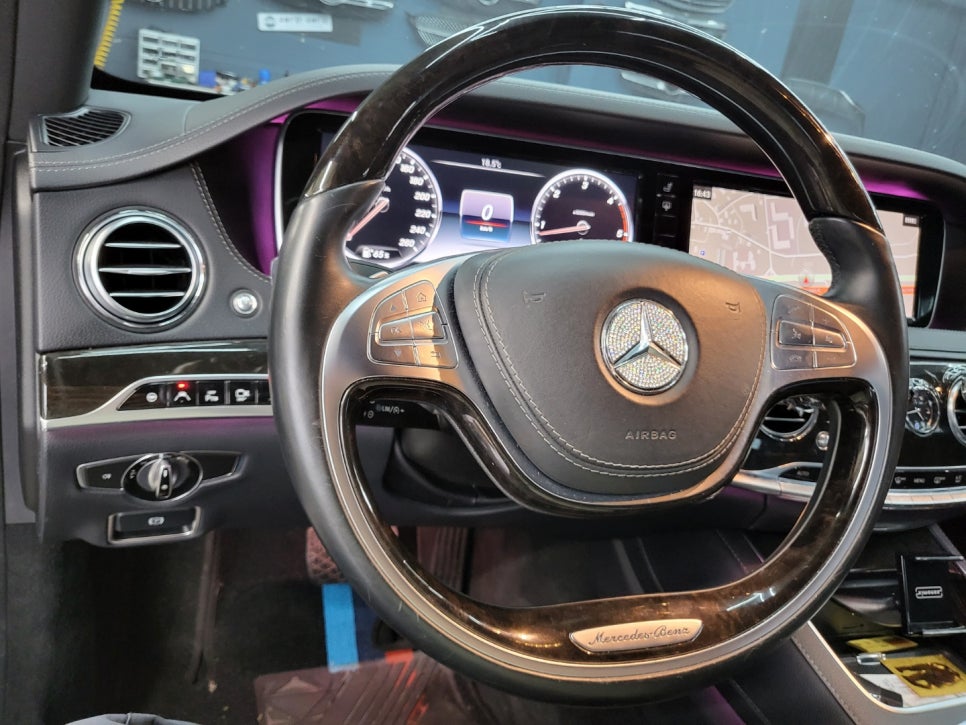 벤츠S350 - AMG 카본 커스텀 핸들 교체