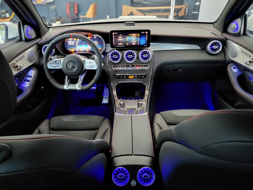 벤츠GLC43amg - 송풍구 엠비언트, 3D 부메스터, 커스텀 amg 카본 핸들
