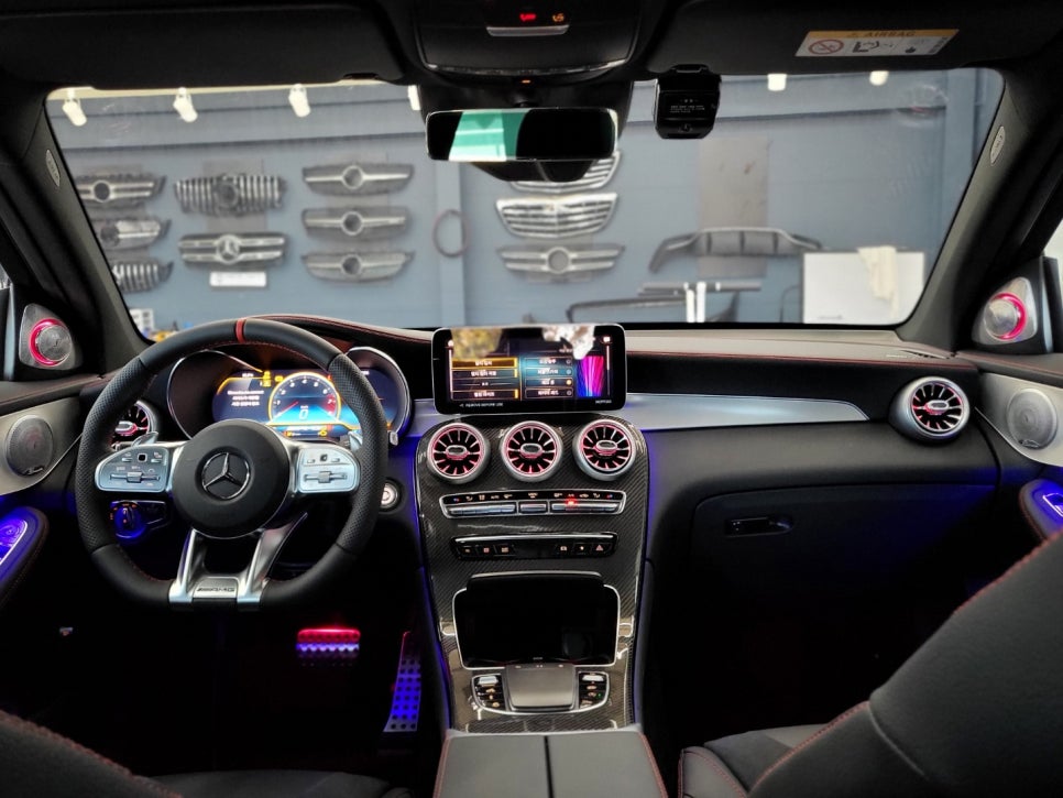 벤츠GLC43amg - 송풍구 엠비언트, 3D 부메스터, 커스텀 amg 카본 핸들