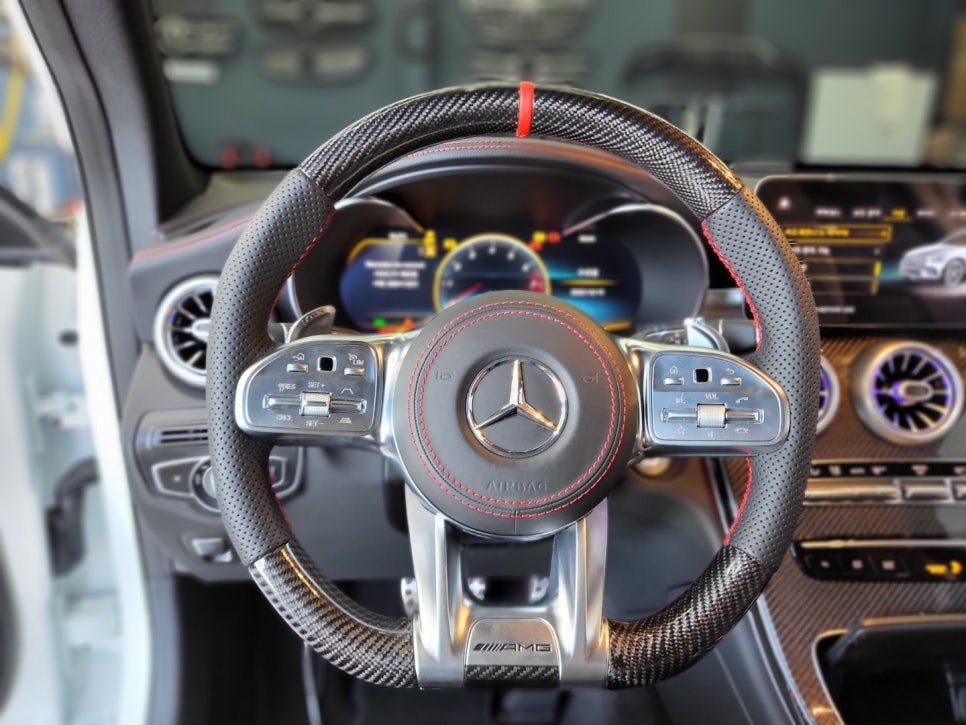 벤츠GLC43amg - 송풍구 엠비언트, 3D 부메스터, 커스텀 amg 카본 핸들