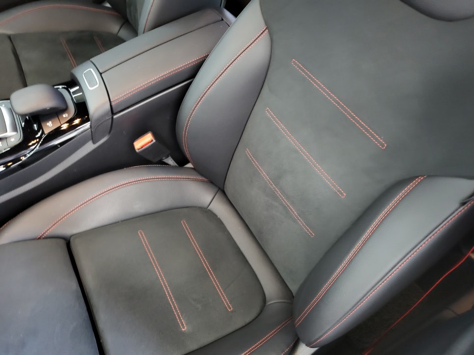 벤츠 A35amg - 통풍시트 " 알칸타라시트여도 시공이 가능합니다 "