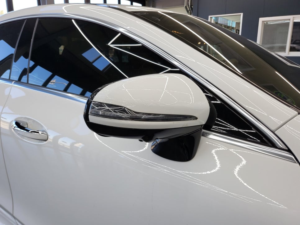 벤츠 CLS450 페리 - 세로그릴, 리얼카본 사이드 미러 커버, AMG 퍼들램프