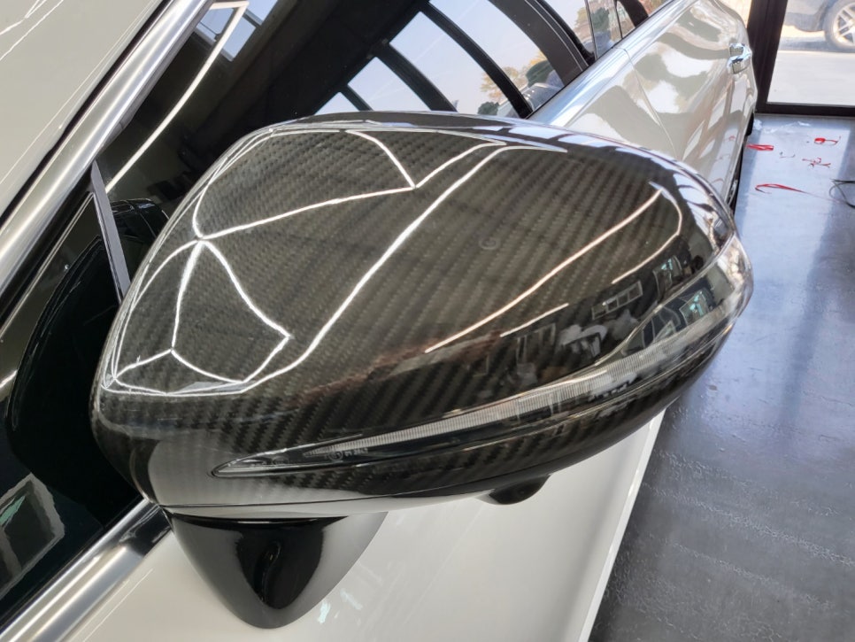 벤츠 CLS450 - 63amg 디퓨저, 카본 스포일러, 카본 사이드미러