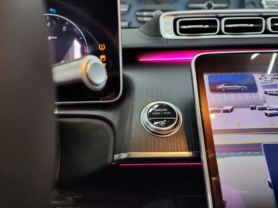 벤츠 W223 S450 - 벤츠 순정 피아노락커트림 & 4D부메스터