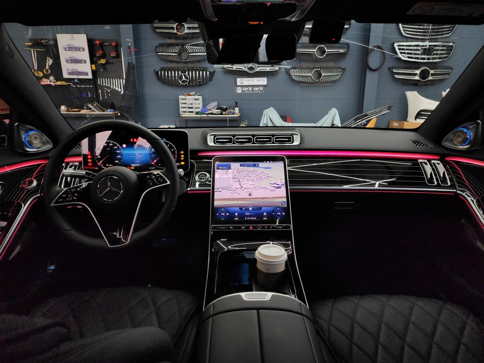 벤츠 W223 S450 - 벤츠 순정 피아노락커트림 & 4D부메스터
