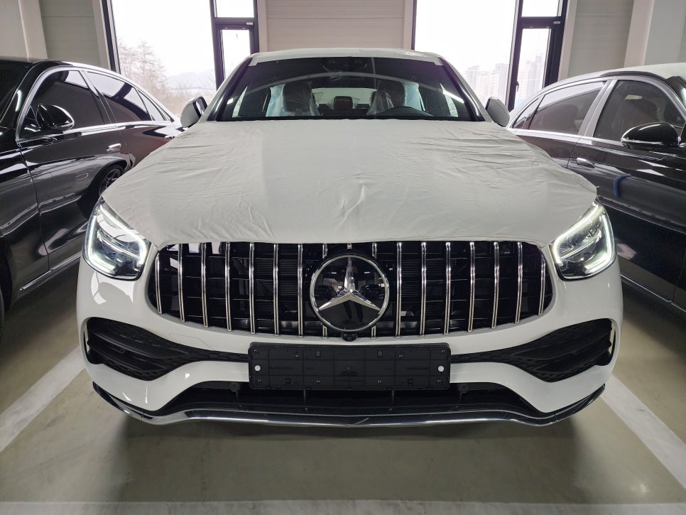 벤츠 GLC200d 쿠페 - 세로 그릴 시공