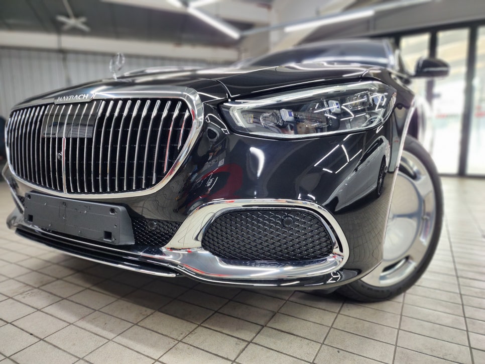 벤츠 S580마이바흐 - S680 하단 크롬 몰딩으로 럭셔리 업그레이드!