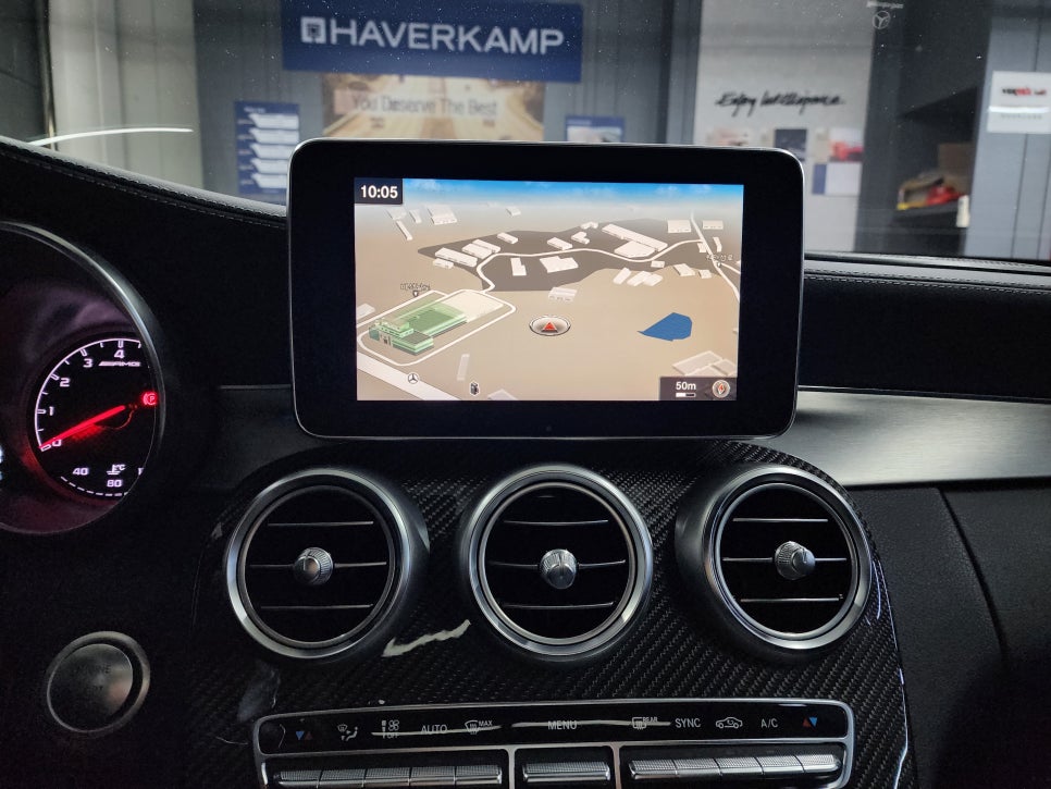 벤츠C63amg -M2c-200a플러스, 12.3인치 모니터 Aux 생성으로 싱크밀림없이!