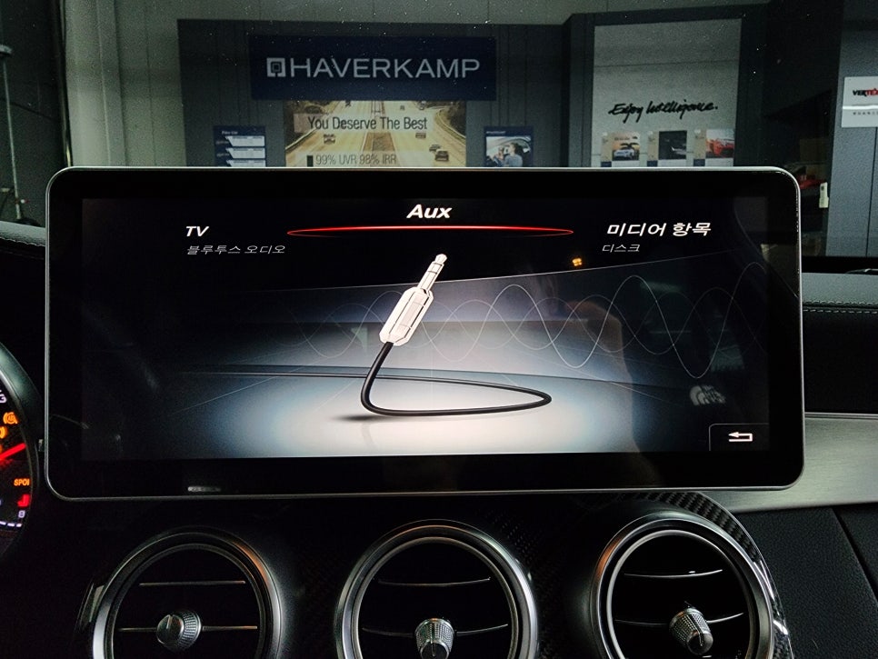 벤츠C63amg -M2c-200a플러스, 12.3인치 모니터 Aux 생성으로 싱크밀림없이!