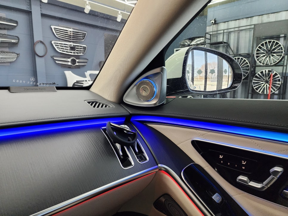 벤츠 S400d - 순정 4d부메스터, 아이나비 qxd8000, 커넥티드프로, 에코파워팩 s12